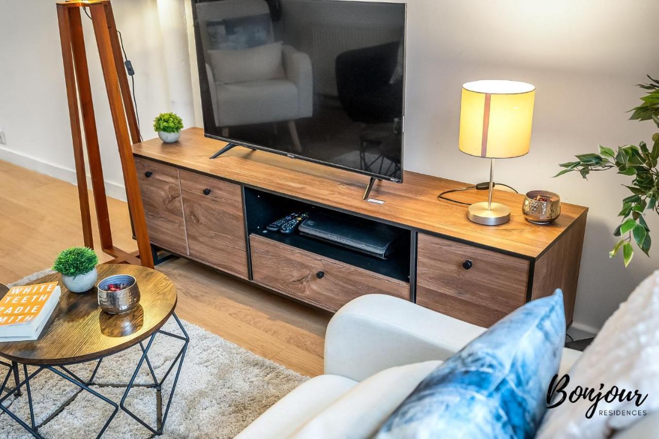Cosy Grassmarket 2Br-1Ba - Newly Decorated! By Bonjour Residences إدنبرة المظهر الخارجي الصورة