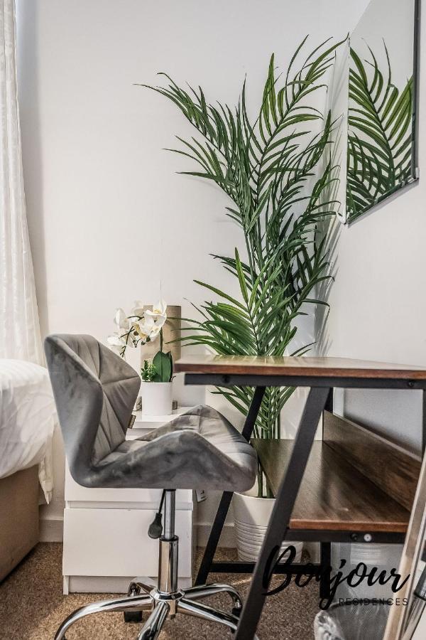 Cosy Grassmarket 2Br-1Ba - Newly Decorated! By Bonjour Residences إدنبرة المظهر الخارجي الصورة